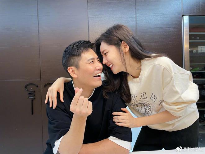 男人喜欢女人穿哪个风格的裤装？游戏画面